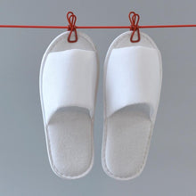 Load image into Gallery viewer, 2019 New Simple Unisex Slippers Hotel Travel Spa Portable Men Slippers Disposable Home Guest Indoor Cotton Fabric Men Slipper